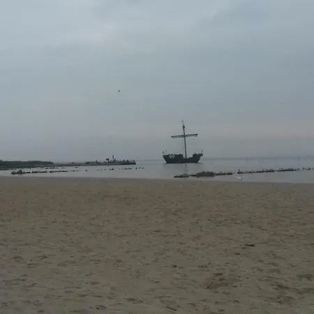 Lagunenstadt-rasmus דירה *